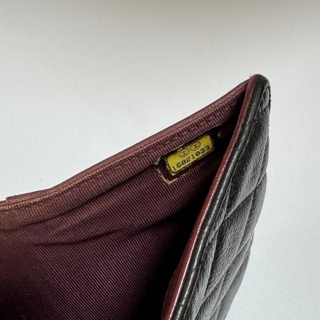 CHANEL シャネル 二つ折り財布 マトラッセ キャビアスキン ココマーク