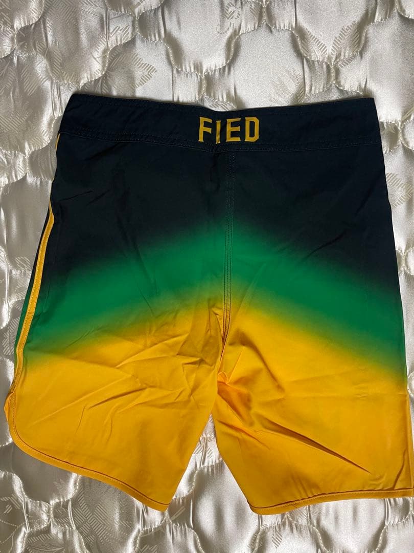 FIEDファイドサーフパンツ 26インチ V5新品未使用