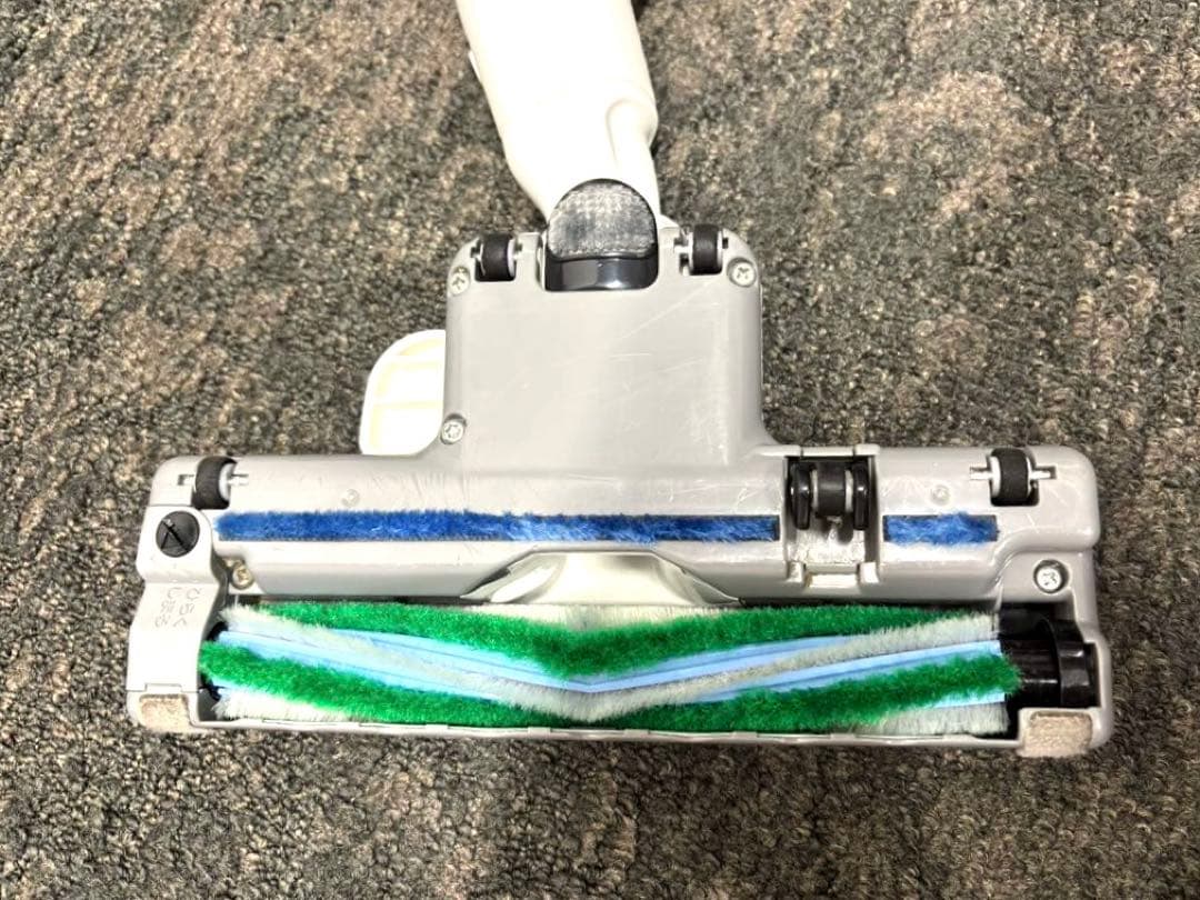 パナソニック 紙パック式電気掃除機 MC-PA110G-W(2018年製)