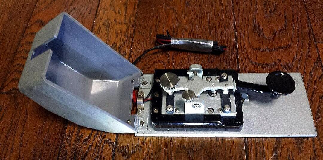 業務無線用ドイツ製プロ電鍵