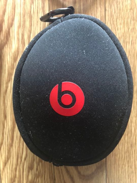 ヘッドホン Beats by Dr Dre beatssolo2