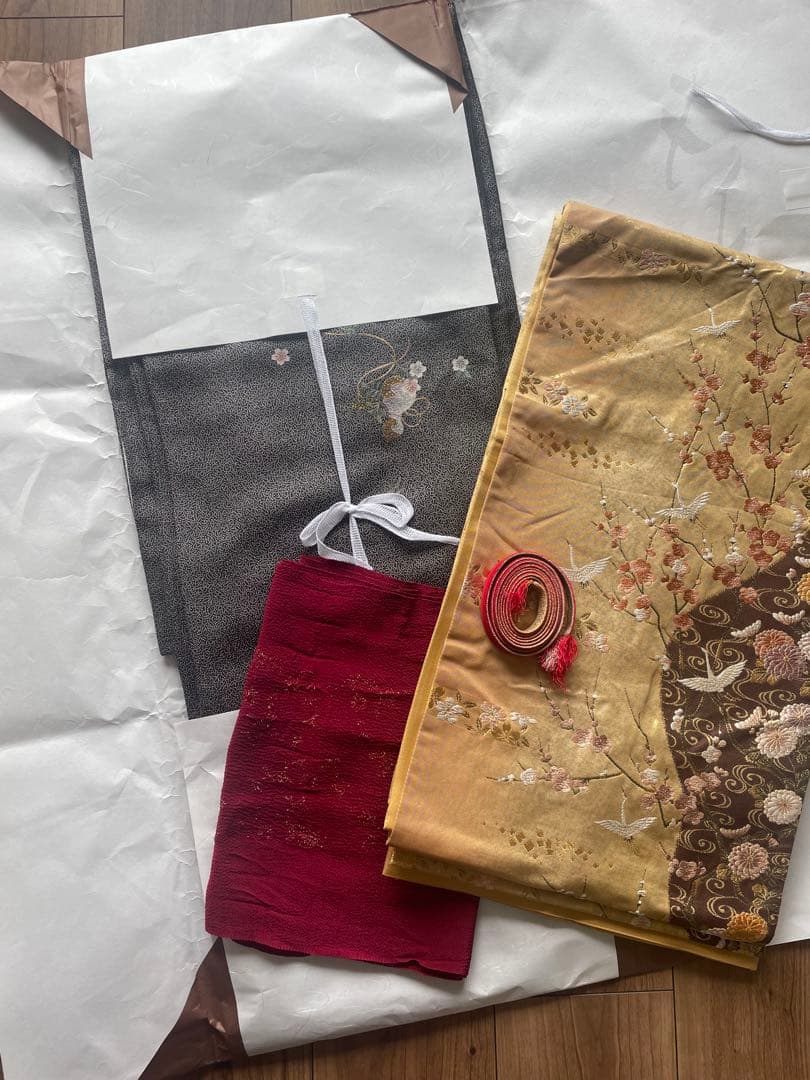 値下げ　訪問着　４点セット　正絹　さが美　帯　帯締め　帯揚げ