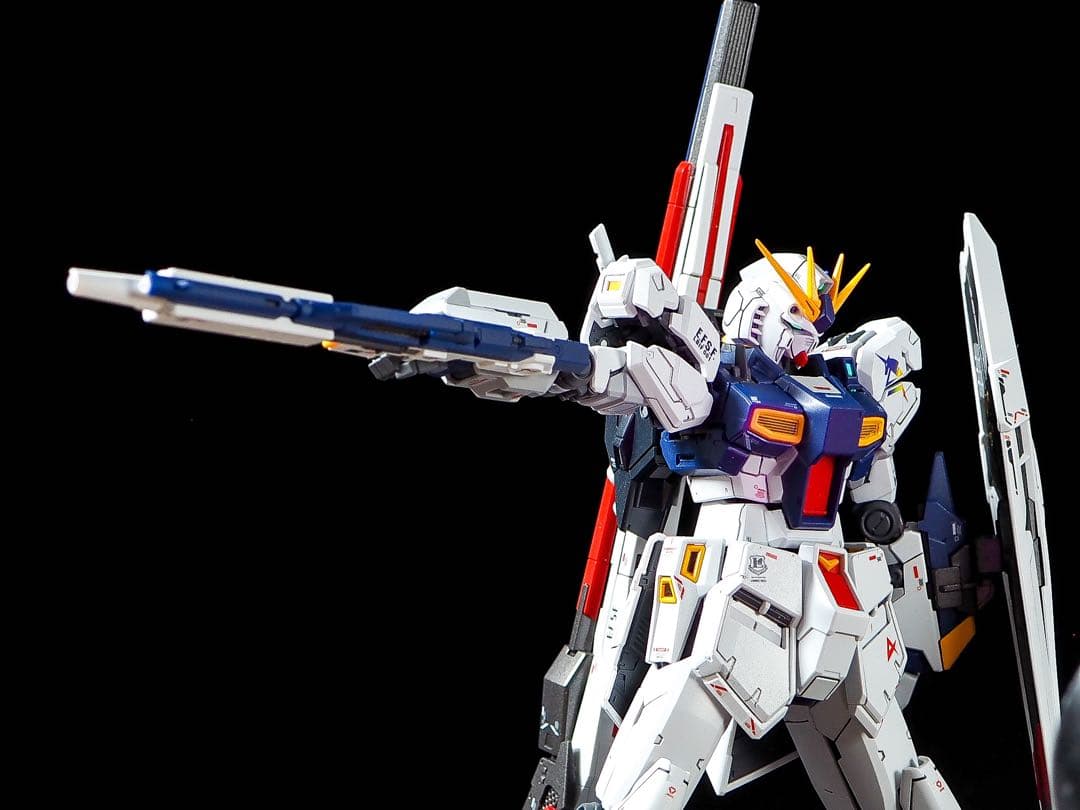 RG 1/144 νガンダム 全塗装　完成品　ニューガンダム　逆襲のシャア