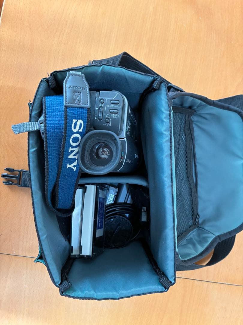 VideoHi8 ソニーCCD-TR3000 8ミリビデオ