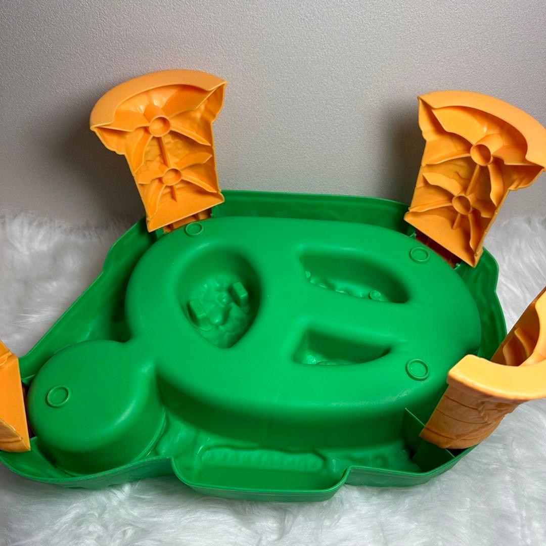 【アンパンマン】ぐるぐる流れる!アンパンマンウォータークルーズ