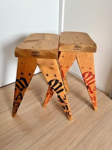 M&M CUSTOM PERFORMANCE FURNITURE 角スツール 小