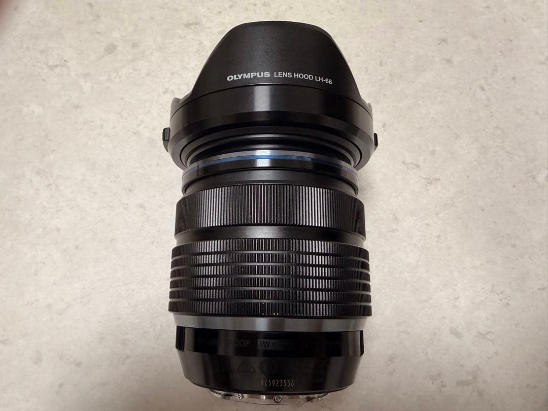 【レンズ付き】OLYMPUS OM-D E-M5 Mark II