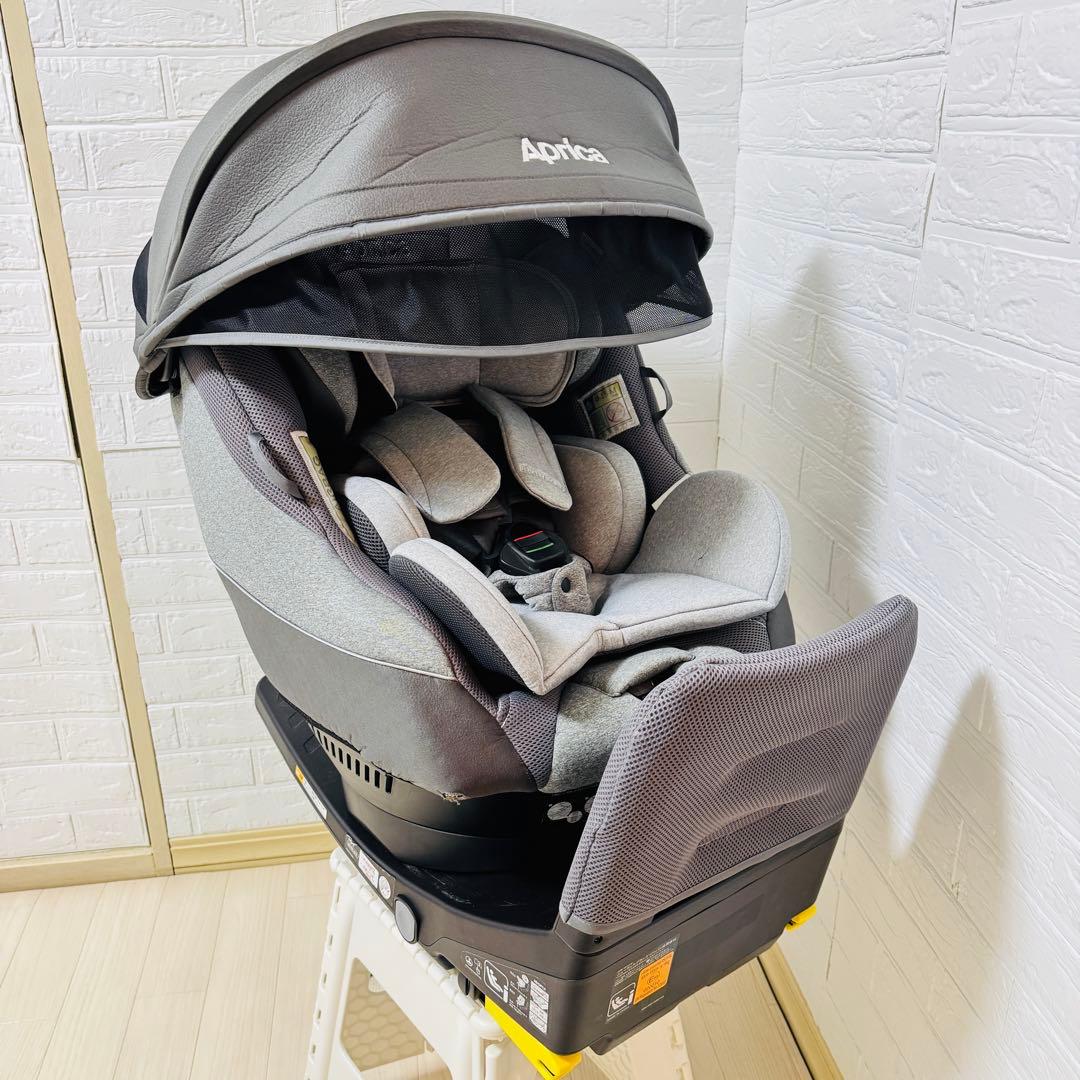 ✨極美品✨アップリカ チャイルドシート クルリラisofixプラスAB R129