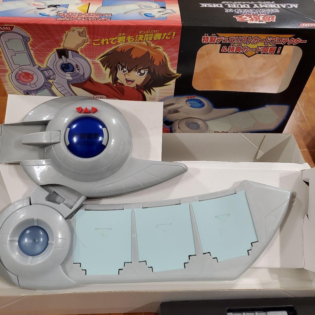 遊戯王　オシリスレッド　アカデミー　デュエルディスク　十代