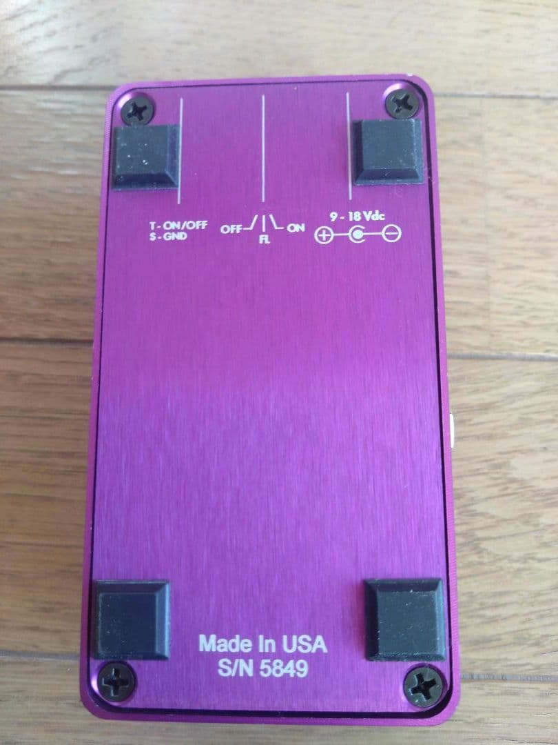 Suhr / Riot Distortion ディストーション