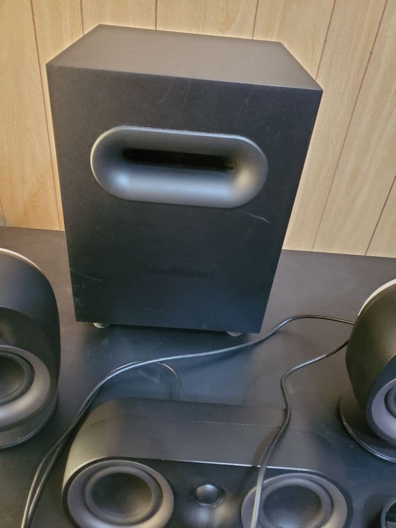 スピーカー・ウーファー steelseries arena9