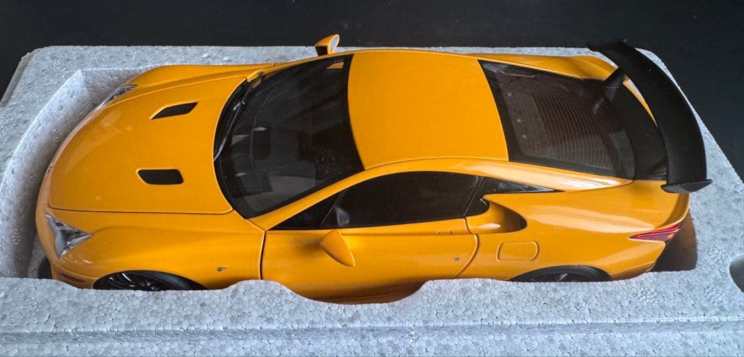ミニカー LEXUS LFA NURBURGRING PACKAGE 1/18
