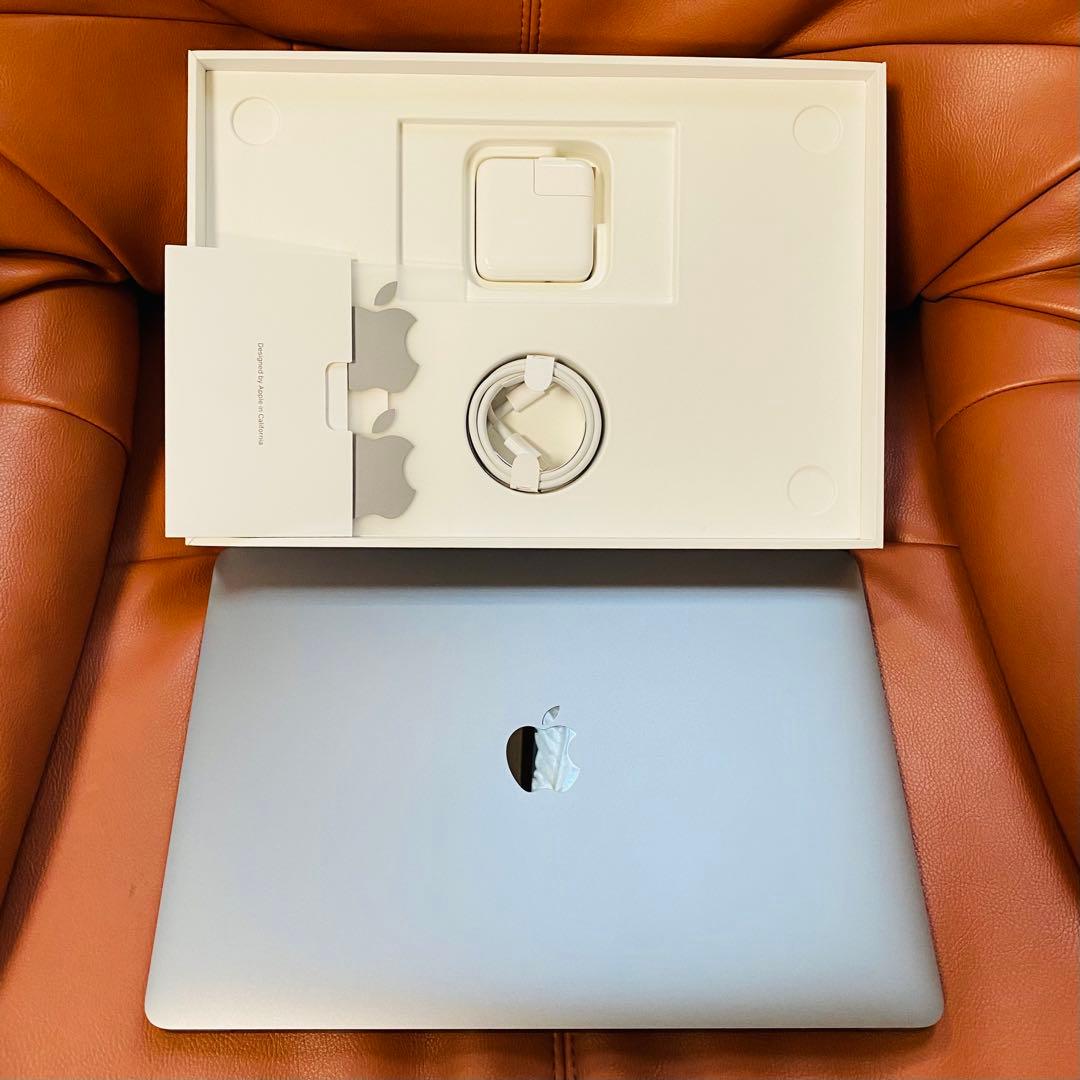 MacBook Air 13インチ M1 8GB 256GB 付属品未使用