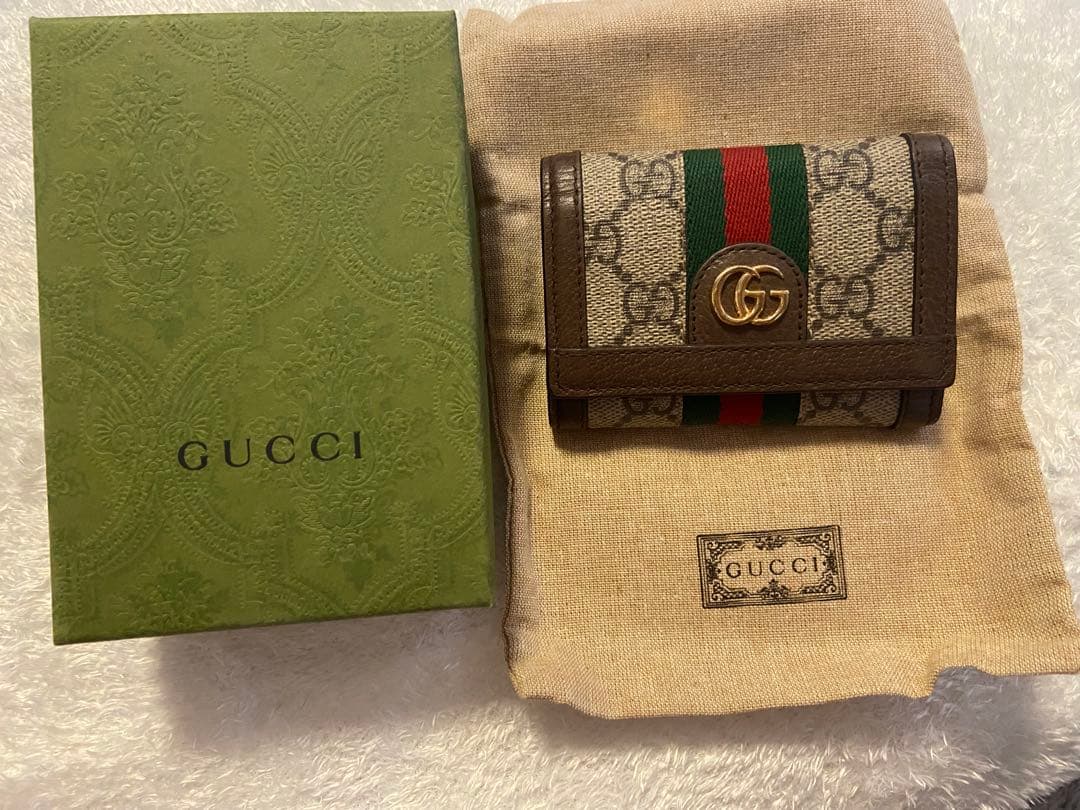 GUCCI GGモノグラム 三つ折り財布