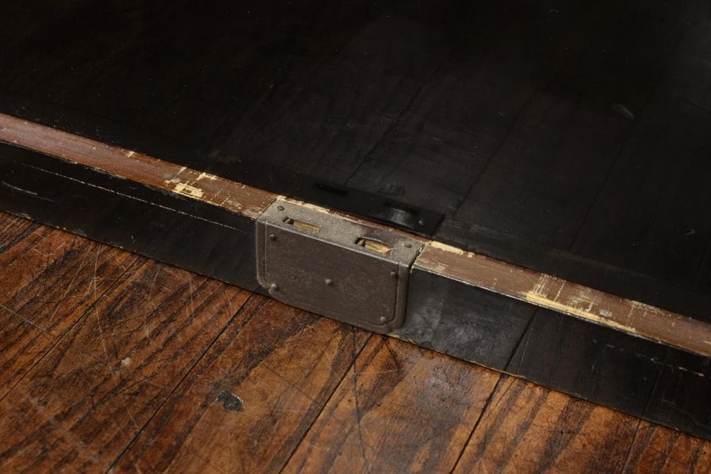 シンプルな四段引出しの時代箪笥 庄内箪笥/チェスト/古家具/古民藝/レトロ