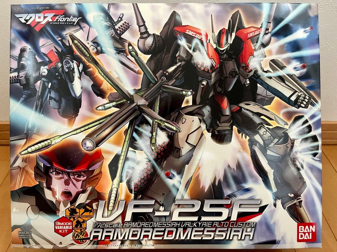【未組立】バンダイ 1/72 VFー25メサイアバルキリー プラモデル6種セット
