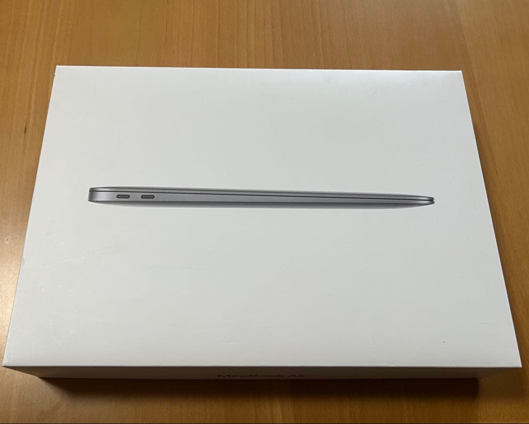 MacBook Air (i5 16GB 2020年)