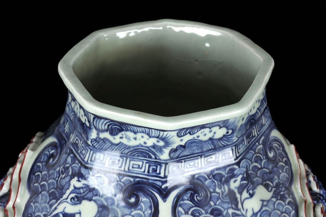 中国古玩 青花釉裏紅透彫花弁麒麟紋壺 唐物 飾壺 花瓶 時代物 古美術 骨董品