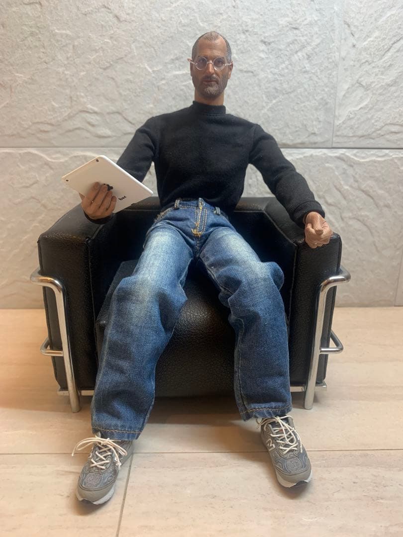 【21時まで当日発送】スティーブ・ジョブズ　リアルフィギュア