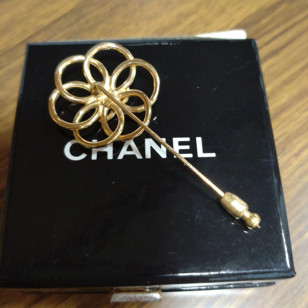 シャネル　ブローチ　ココマーク　ピン　フラワー　花　カメリア　ゴールド