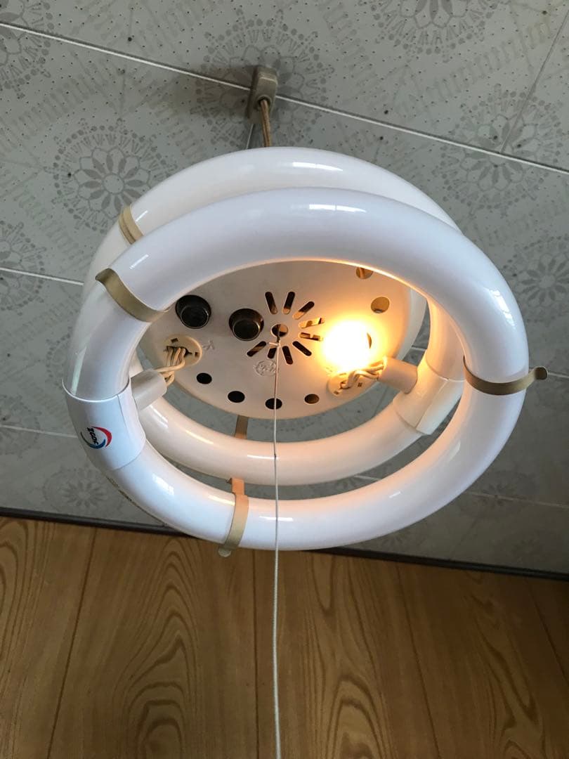 昭和レトロペンダントライト　蛍光灯　吊り下げ