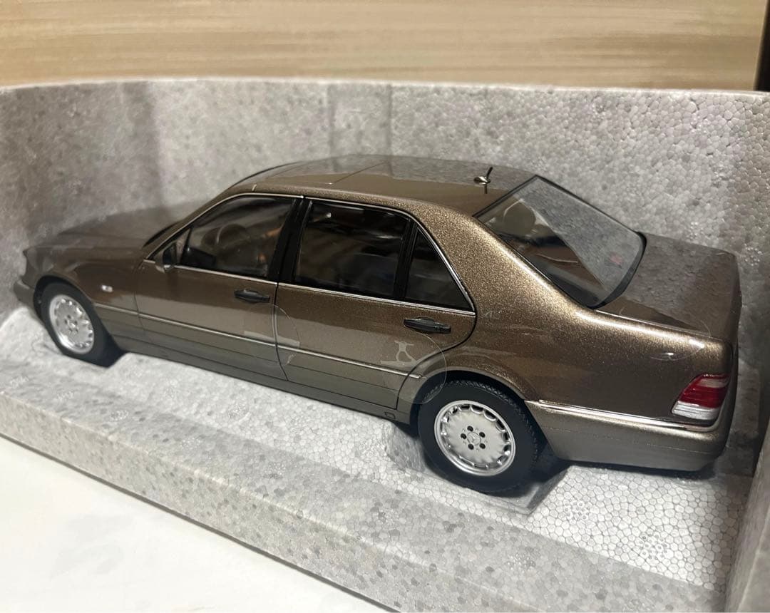ディーラー特注 NOREV 1/18 Mercedes Benz S 600