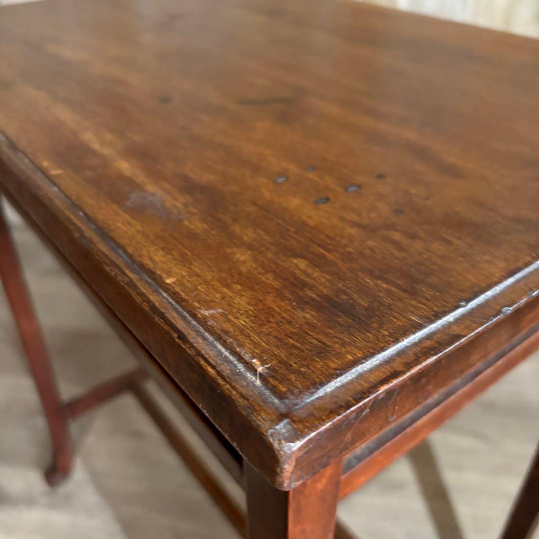 イギリス　ヴィンテージ　サイドテーブル　コーヒーテーブル　無垢材　花台