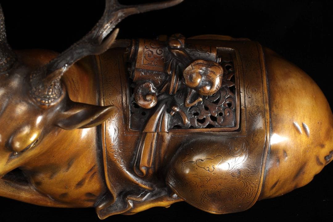 金工師 宗信造 蝋型鋳造 銅製 鹿 香炉 共箱 細密彫刻 置物 古美術品 骨董品