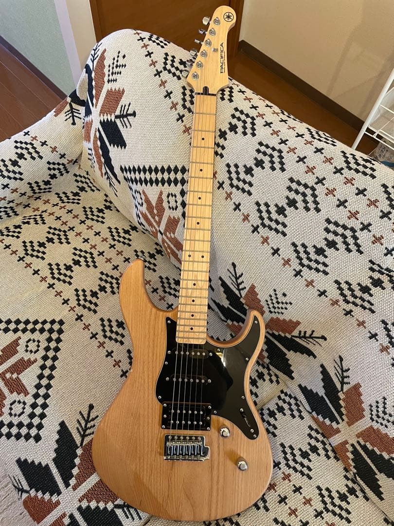 ギター YAMAHA Pacifica PAC112VMX