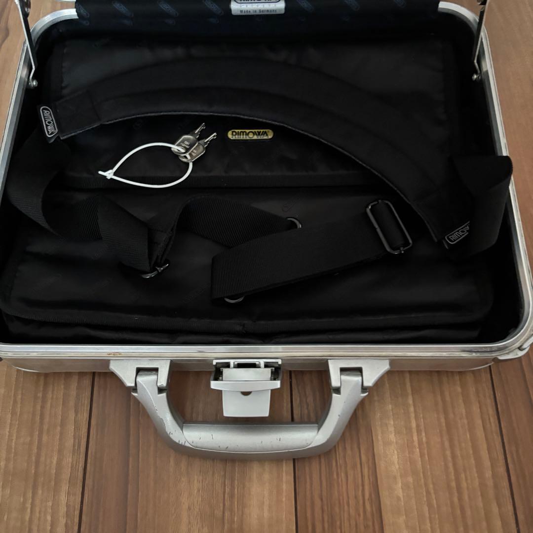 3連休限定値引き！RIMOWA リモワ 90908 アタッシュケース
