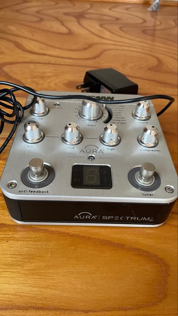 FISHMAN AURA アコースティックエフェクター