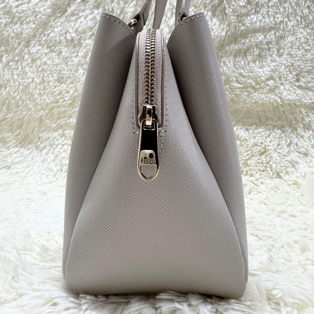 ✨保存袋付き✨フルラ 現行 ヴィットリア 2wayショルダーバッグ ベージュ