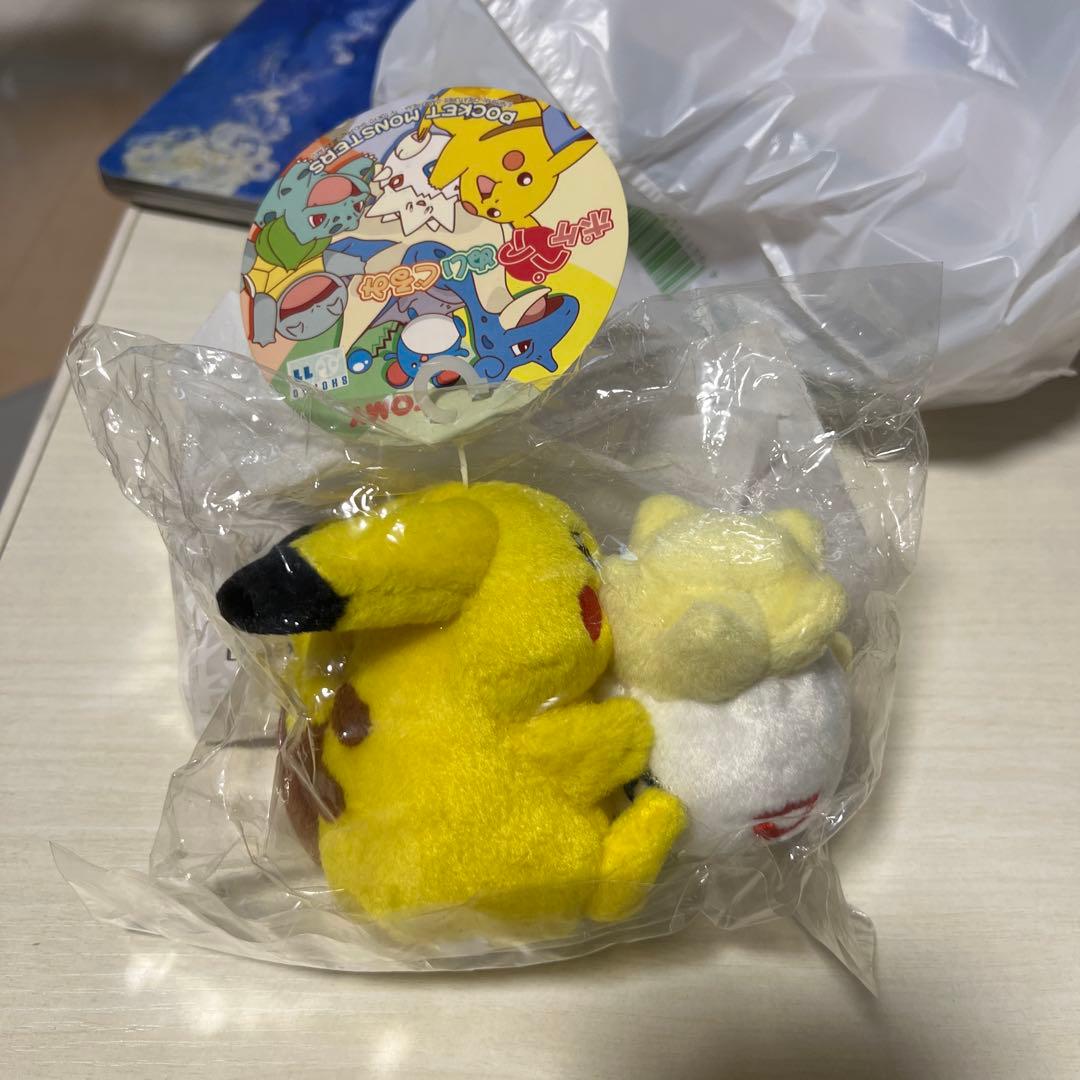 m*k様 TOMY初期　ピカチュウ トゲピー　ぬいぐるみ　マスコット　新品未開封