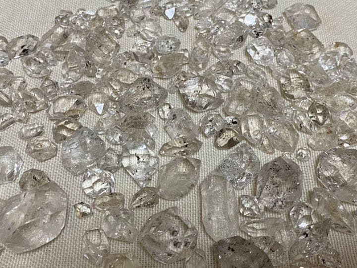 ダイヤモンドクォーツ　110g ハキマー