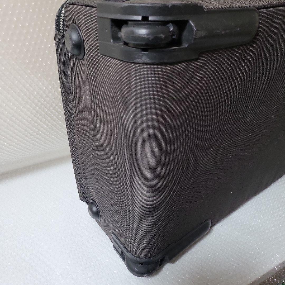 ダークグレー キャリーケース