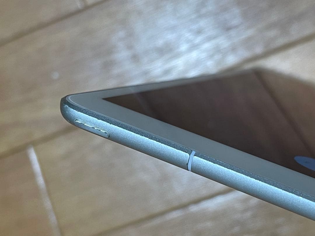 Apple iPad Air (第3世代) 64GB