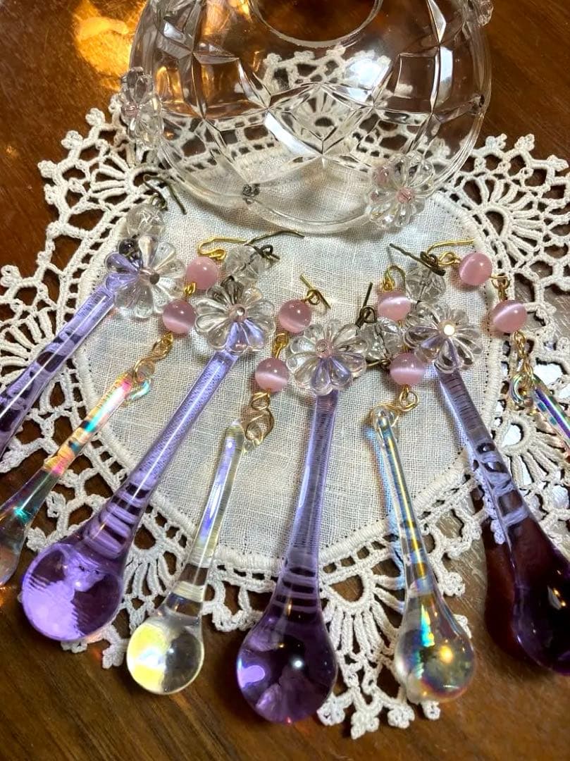 シャンデリア　1920年　フランス（紫と虹）アンティーク　オパールセント