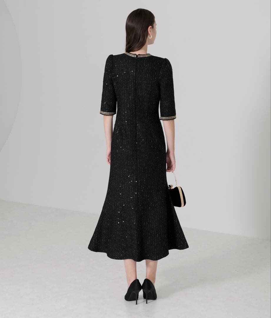 ラメ混ツイードレザーパイピングパール釦スパンコール刺しゅうマーメイドシルエット