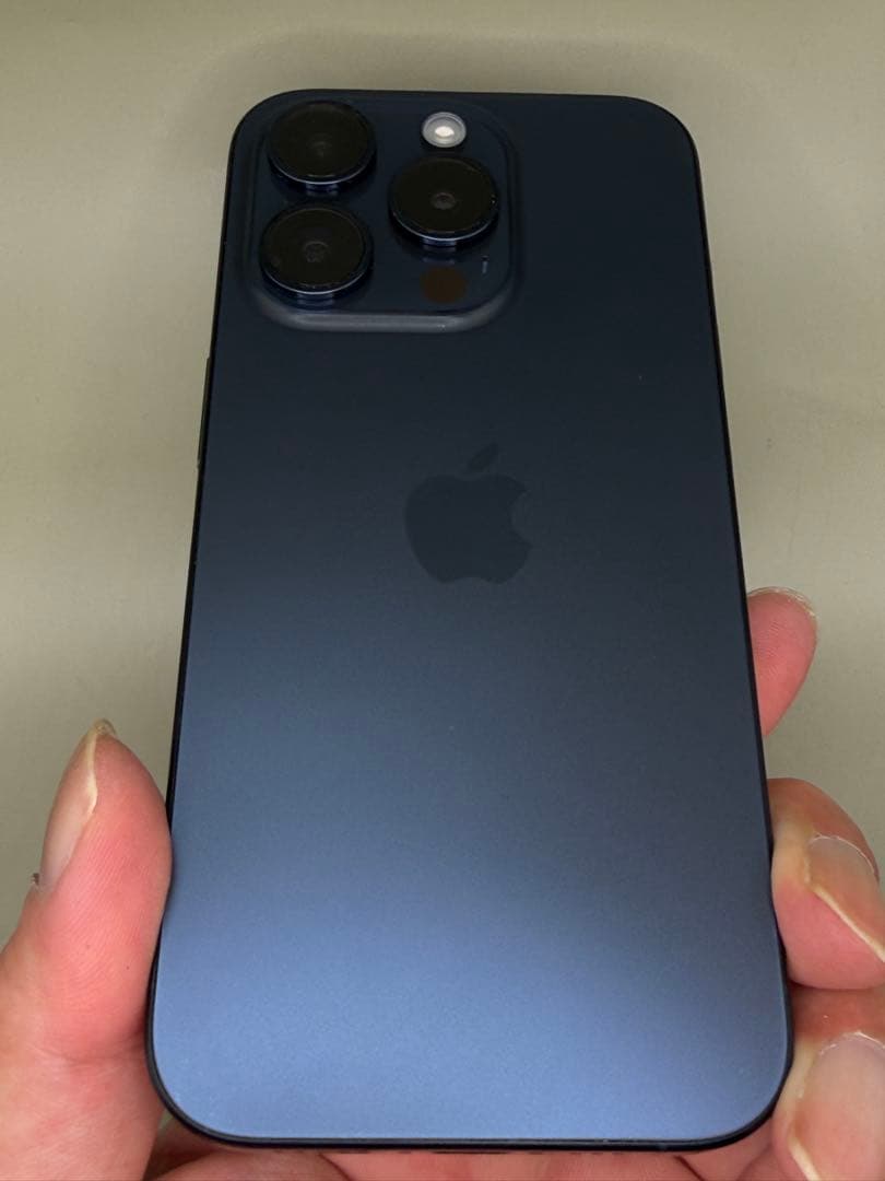 Apple iPhone 15 Pro ブルーチタニウム 本体