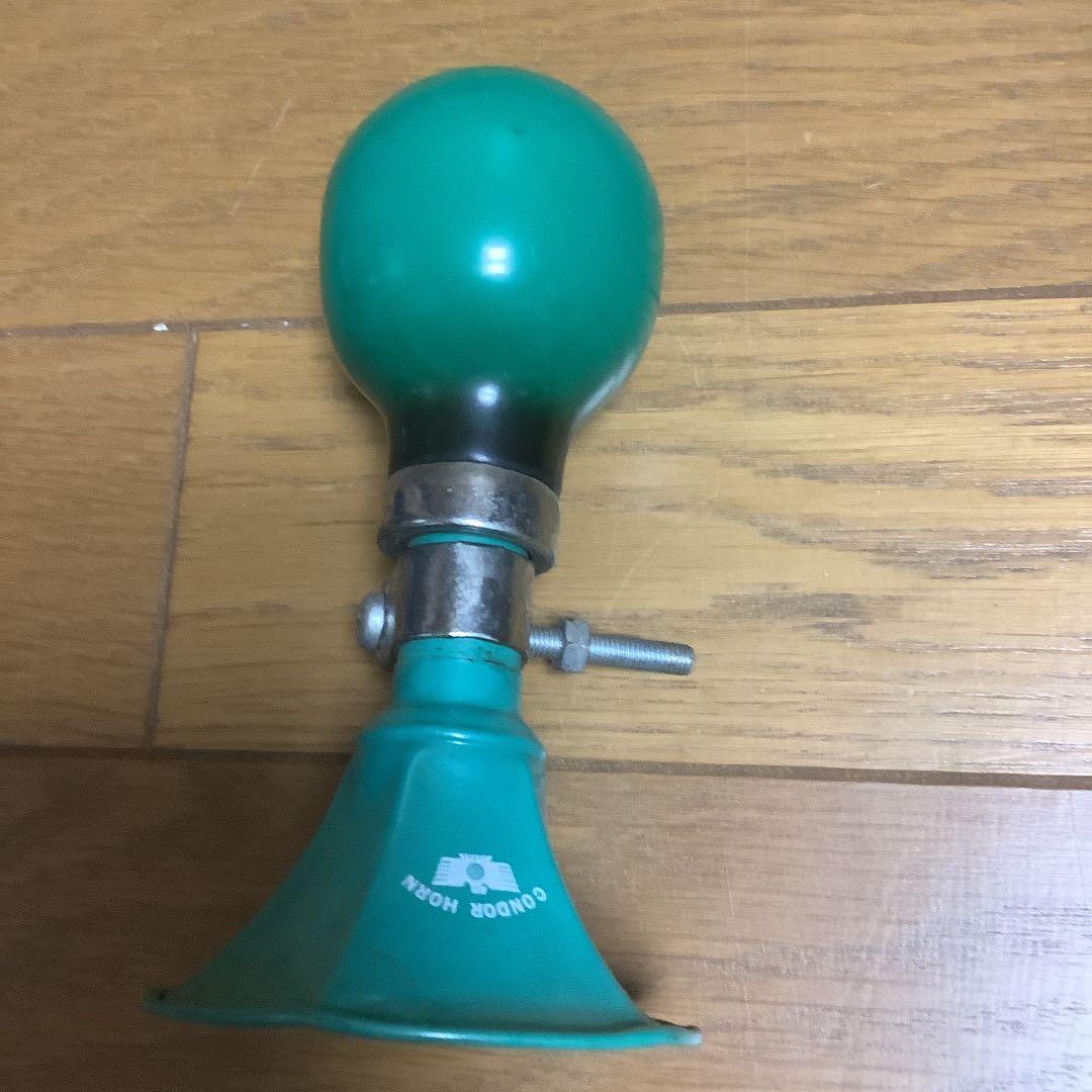 昔のトーフ屋さんのグッズ。昭和では欠かせない物です