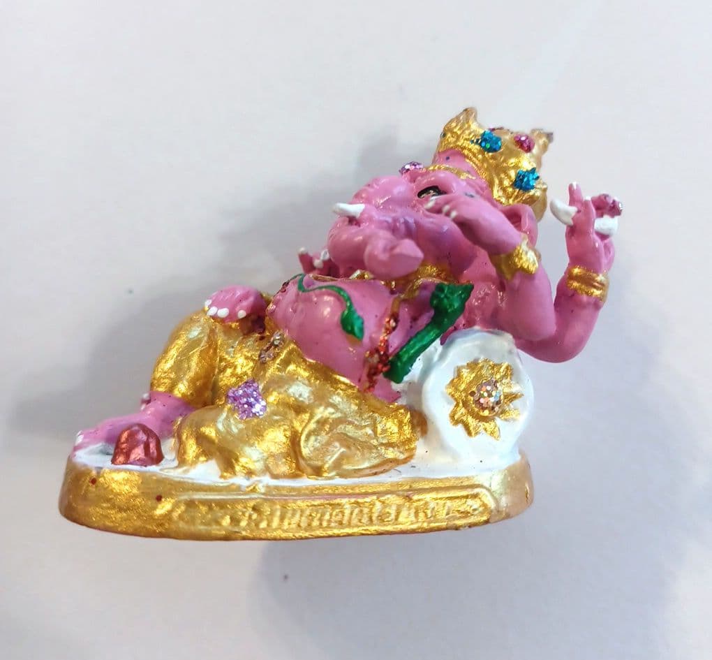 ピンクのガネーシャ像 ミニチュア置物（ゴールド）