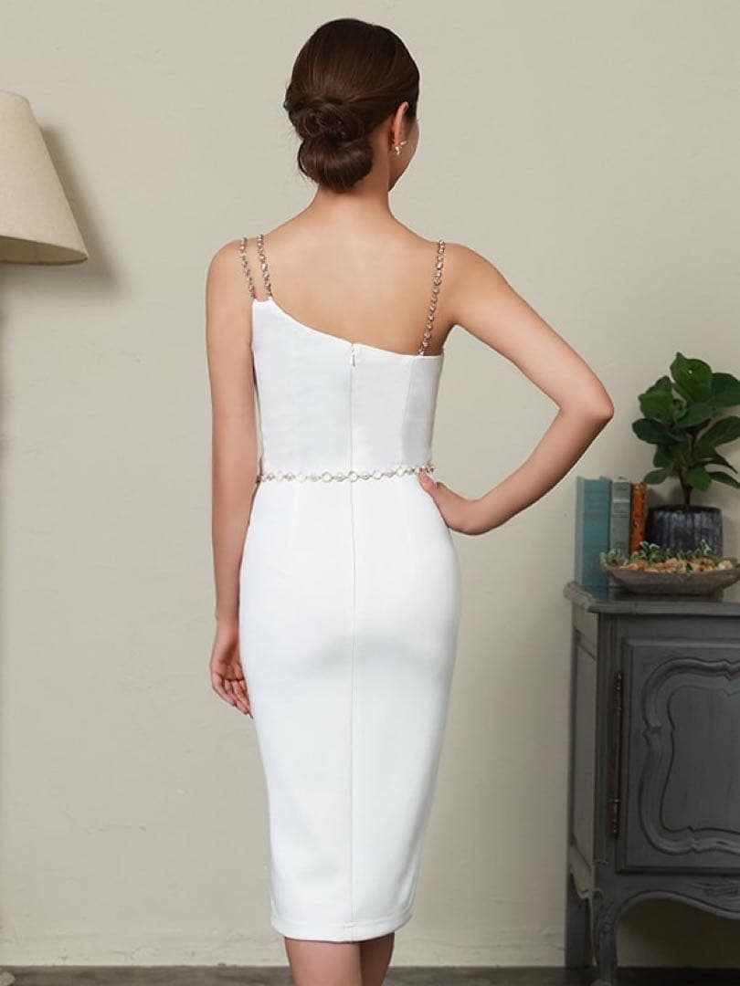 ホワイト スリット入り Sサイズ ドレス Veautt