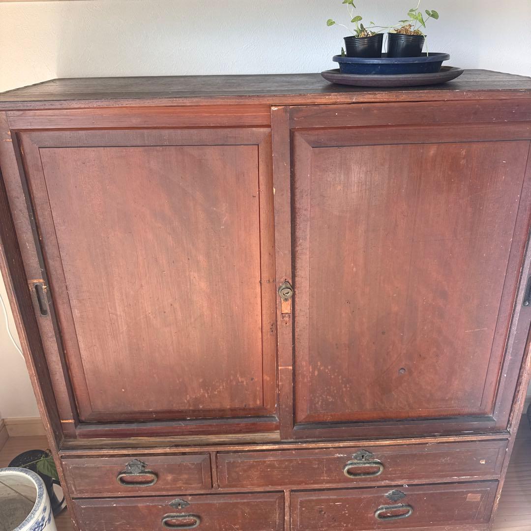 木製ダークブラウン箪笥 引き出し付き