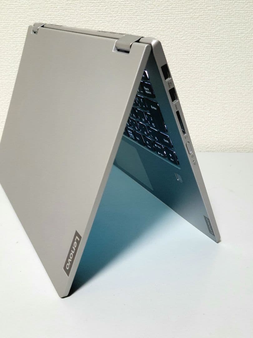 美品　高性能Lenovo ideapad 2-in-1　i7/16GB/1TB