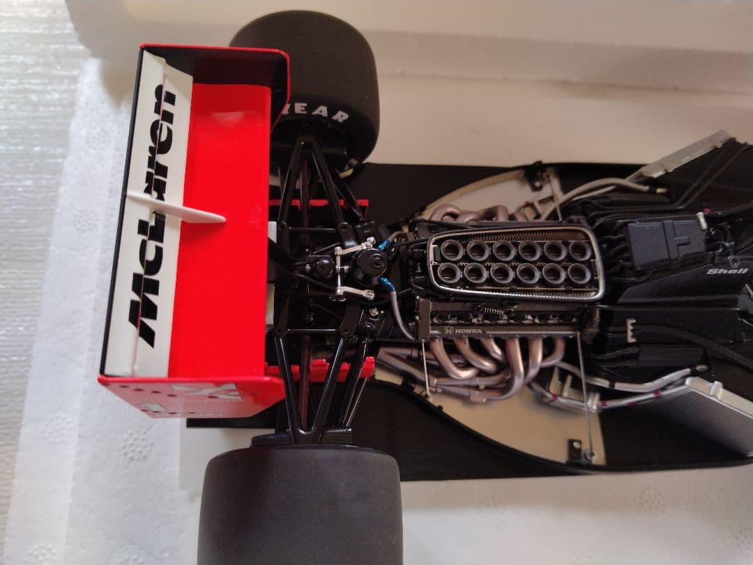 どらいぶオートアート 1/18 マクラーレンMP4/6 日本GP A.セナ