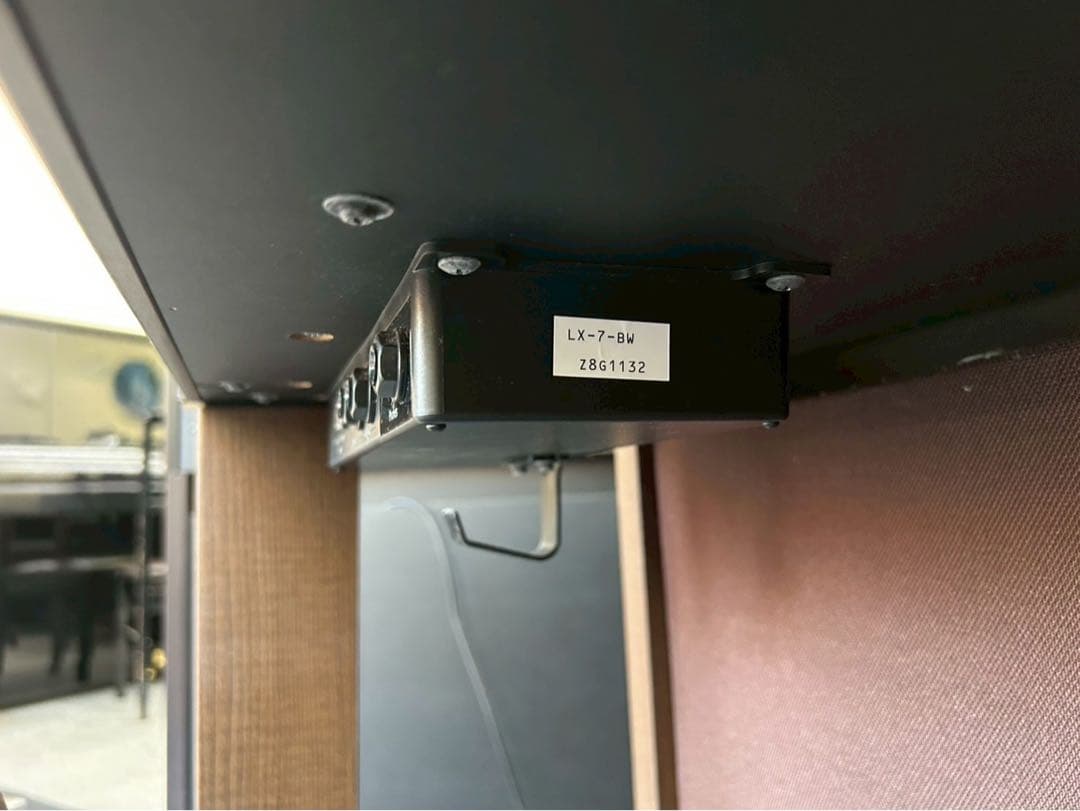 ローランド LX-7BW 2016年製 ハイブリッド木製鍵盤 6スピーカー 良好