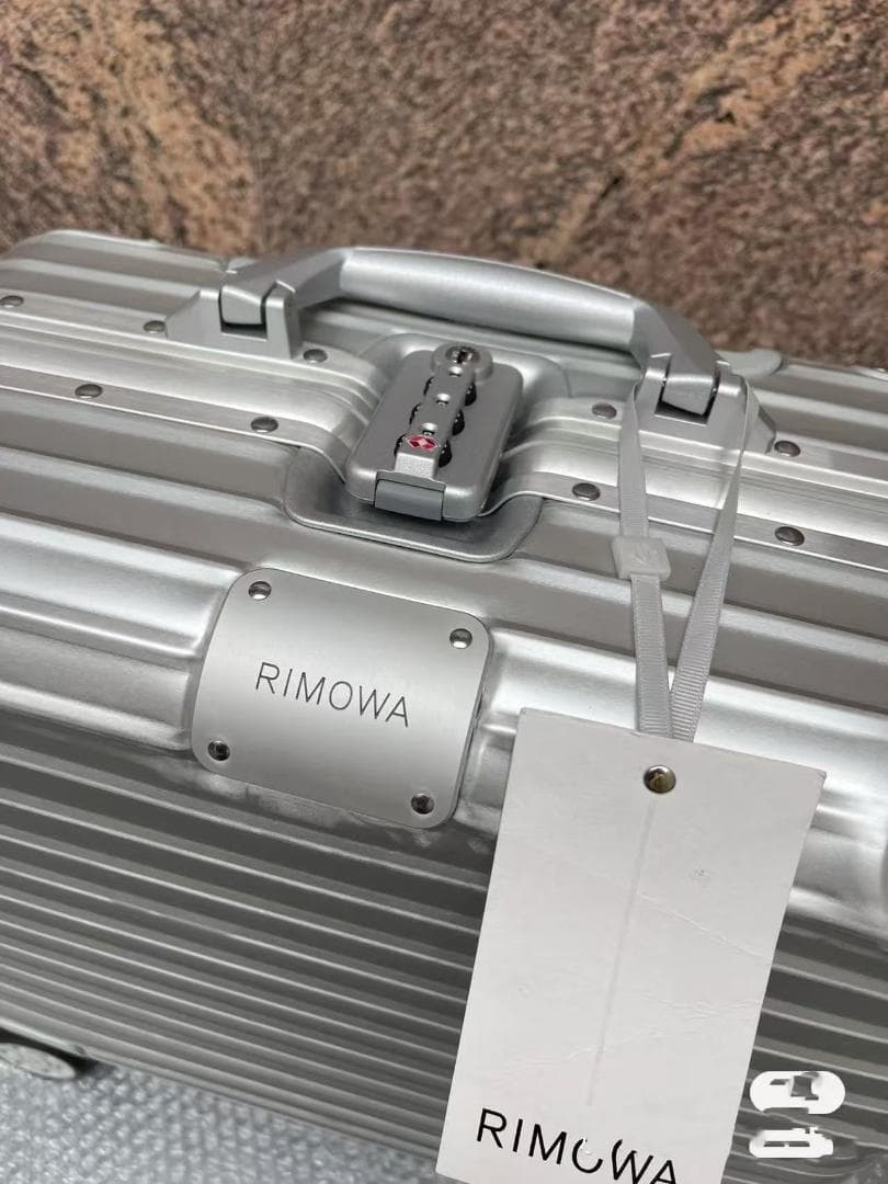 ORIGNAL COMPACT リモワ　コンパクト