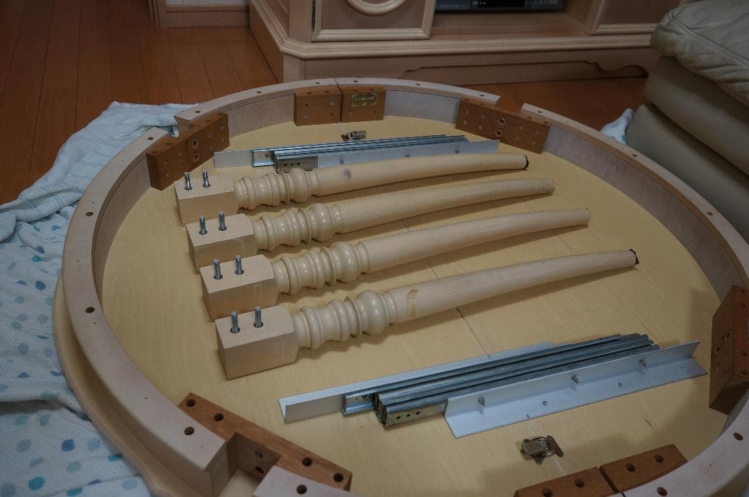 大塚家具 リンホーリン・ダイニングテーブル