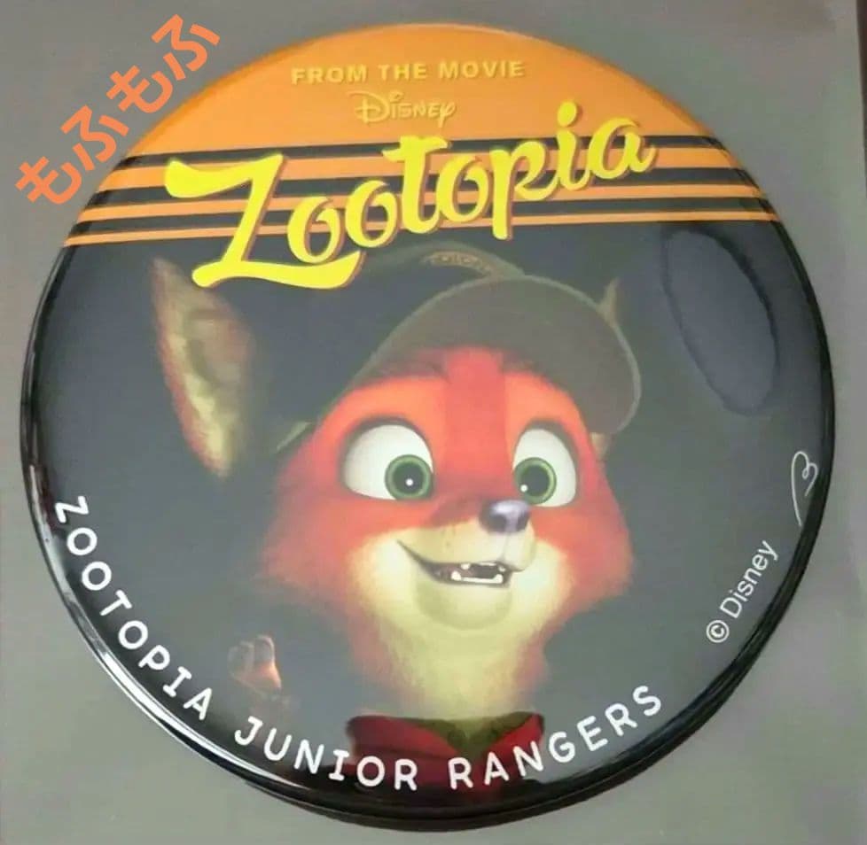 レア ズートピア 幼少期 ニック スタンド付き缶バッジ 希少品　大型　100㎜