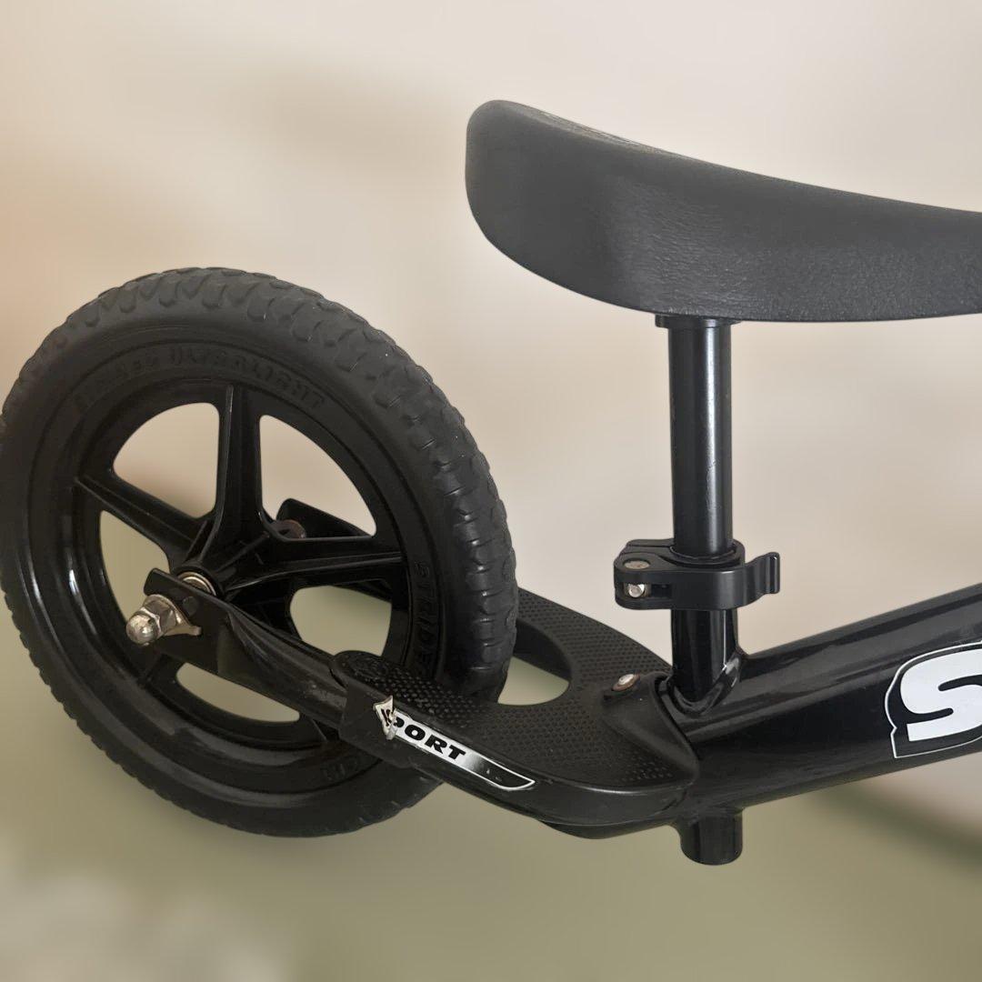 ストライダー STRIDER ブラック 12sport pro